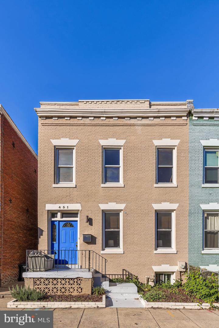 451 Lamont Street - Photo 1