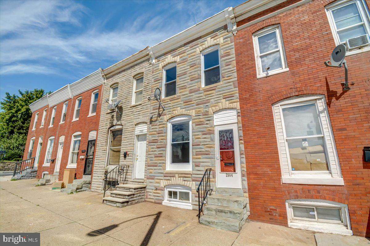 2564 Wilkens Avenue - Photo 1