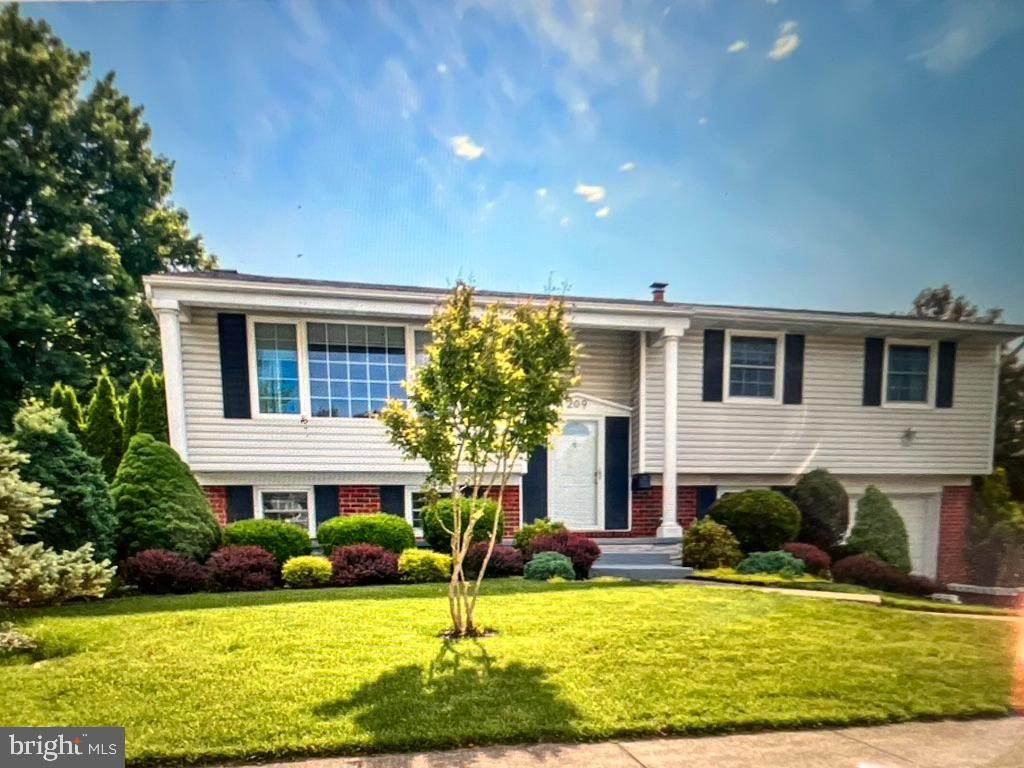 209 Locknell Road - Photo 1