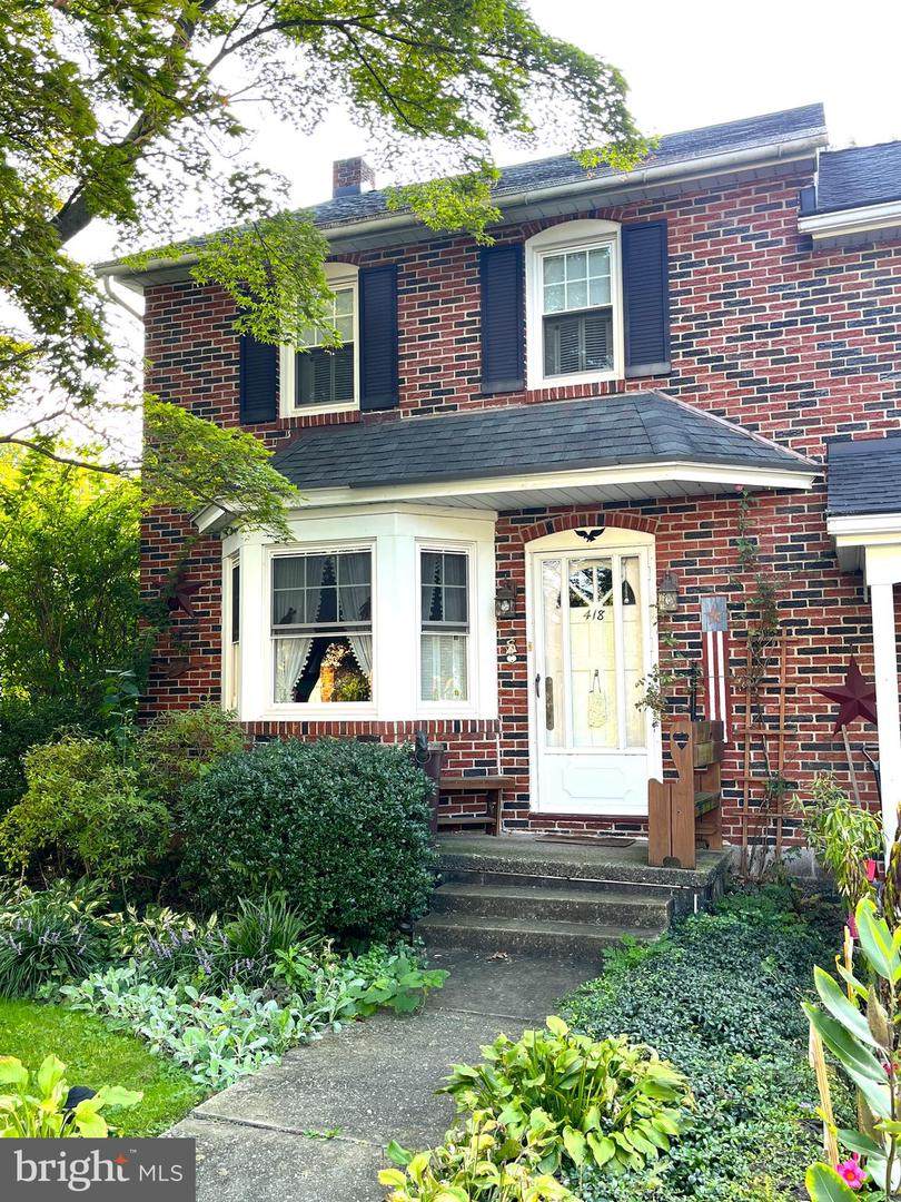 418 Cherry Street - Photo 1