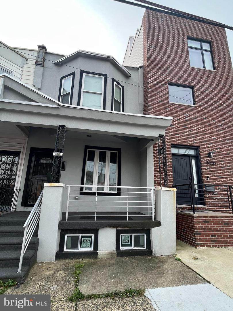 3048 Oxford Street - Photo 1