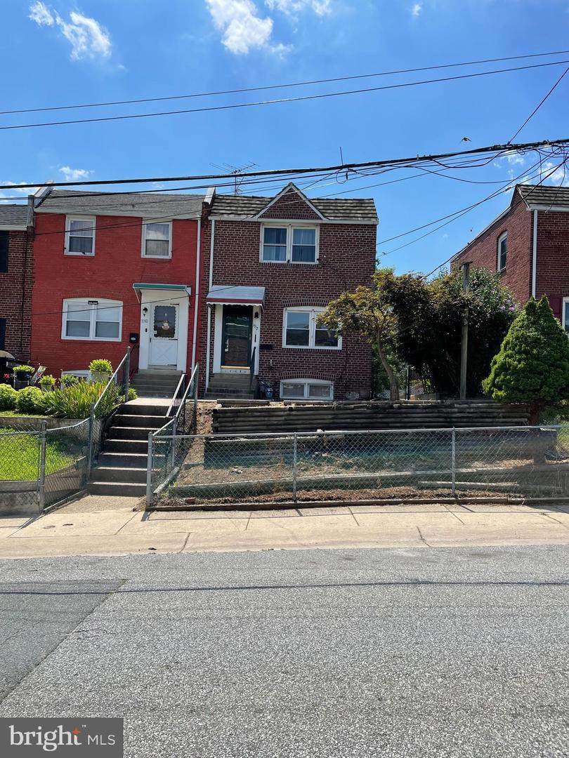 1912 Lakeview Road - Photo 1