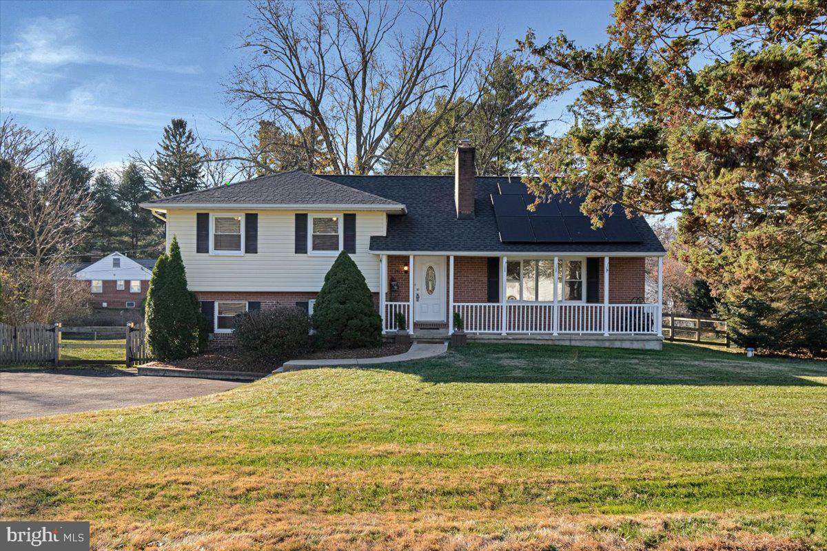 1513 Hillside Drive - Photo 1