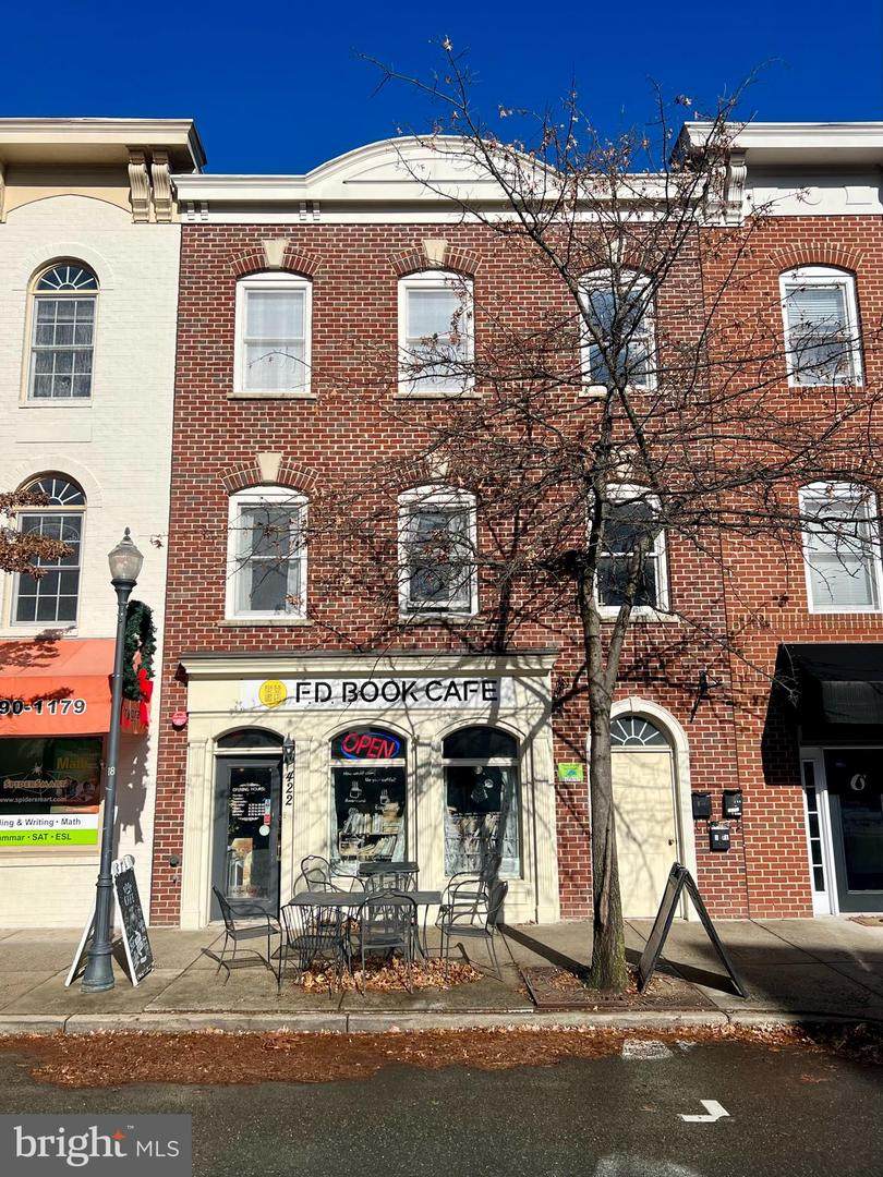 422 Main Street - Photo 1