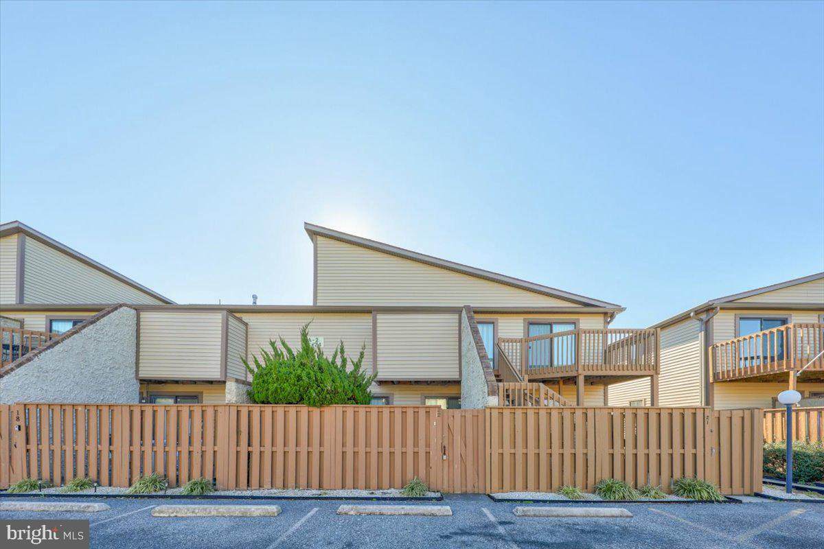 105 120TH Street - Photo 1