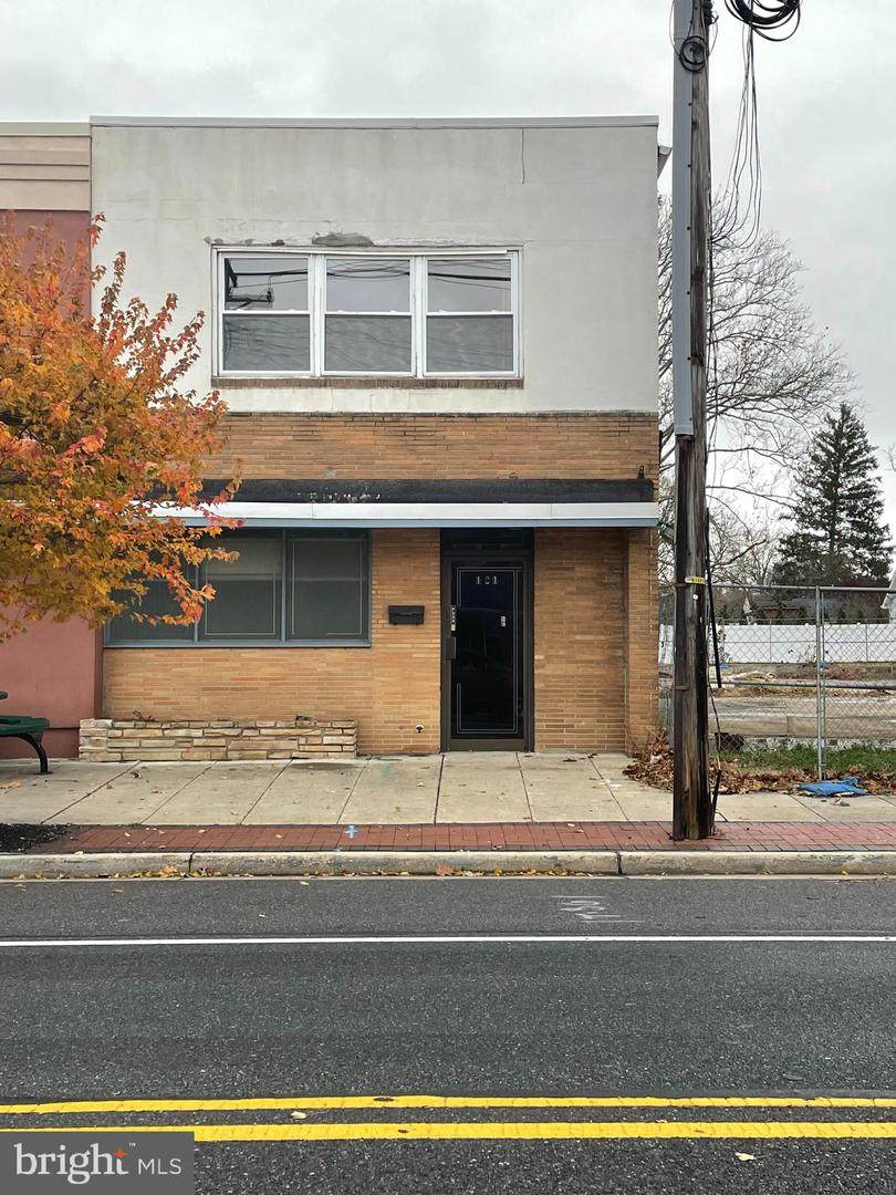 121 Main Street - Photo 1