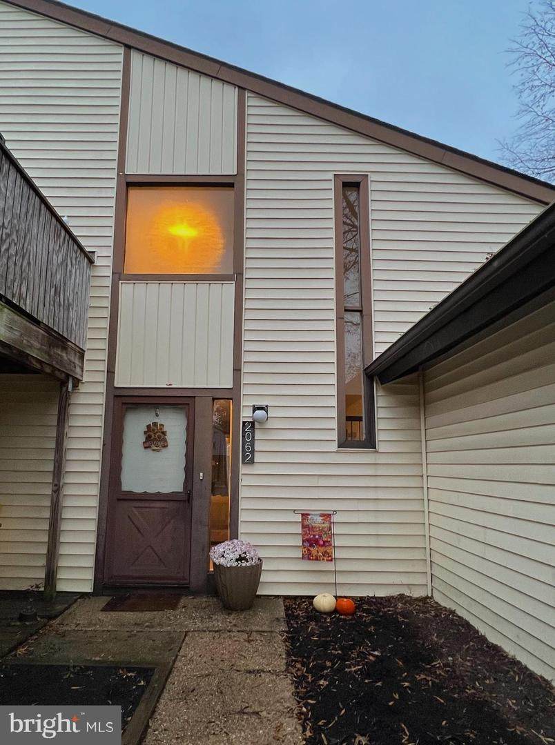 2062 Happy Lane - Photo 1