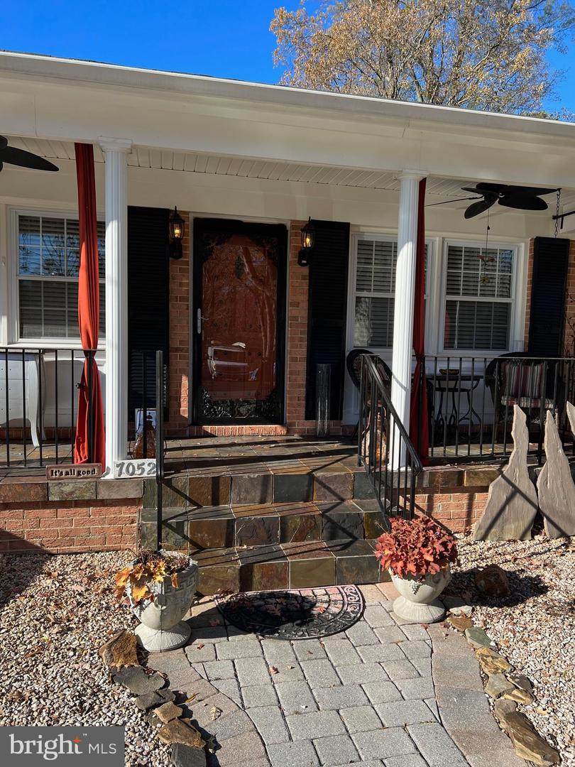 7052 Charleston Avenue - Photo 1