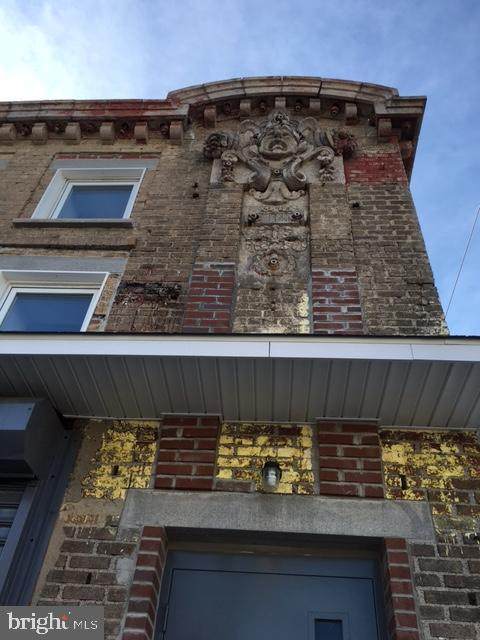 550-52 52ND Street - Photo 1