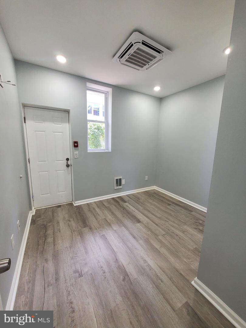 1737 23RD Street - Photo 1