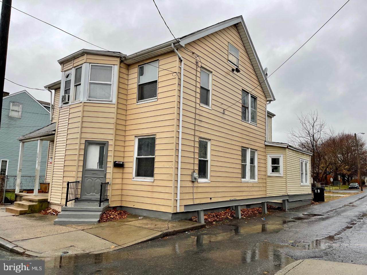 1215 Willow Street - Photo 1