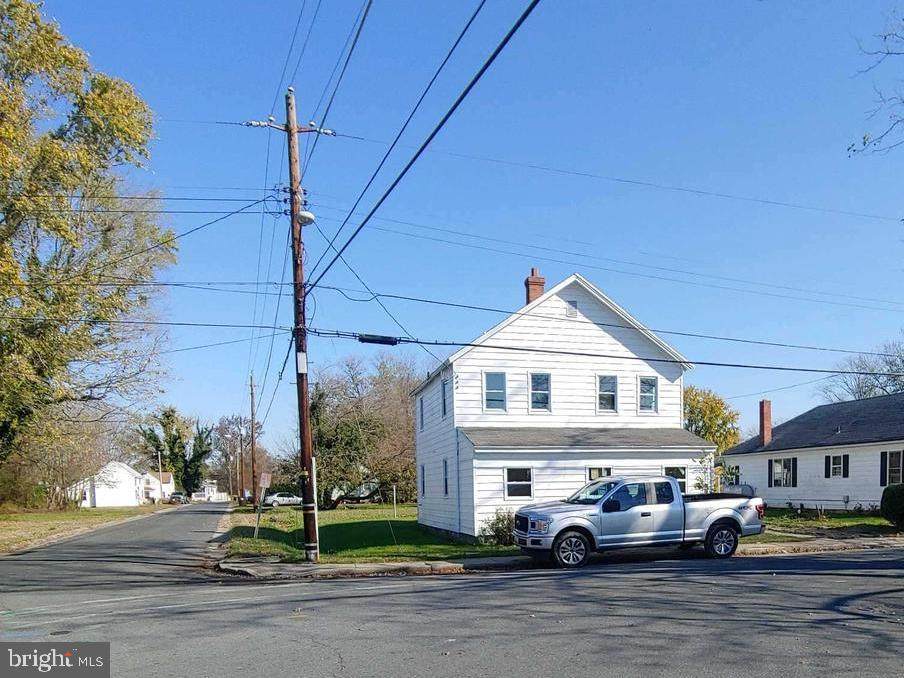 827 Fairmount Avenue - Photo 1