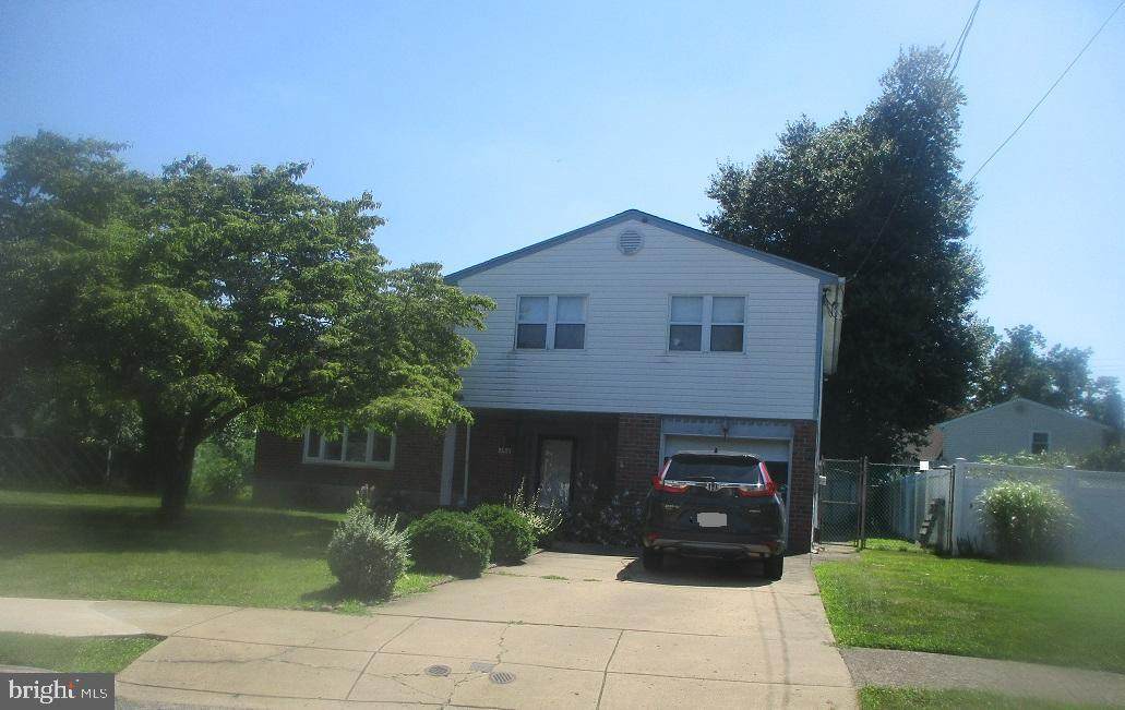 436 Mark Place - Photo 1