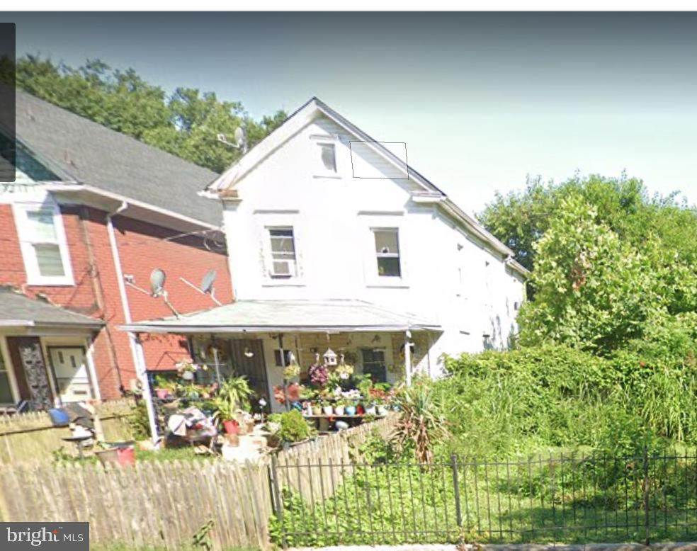 1524 Olive Street - Photo 1
