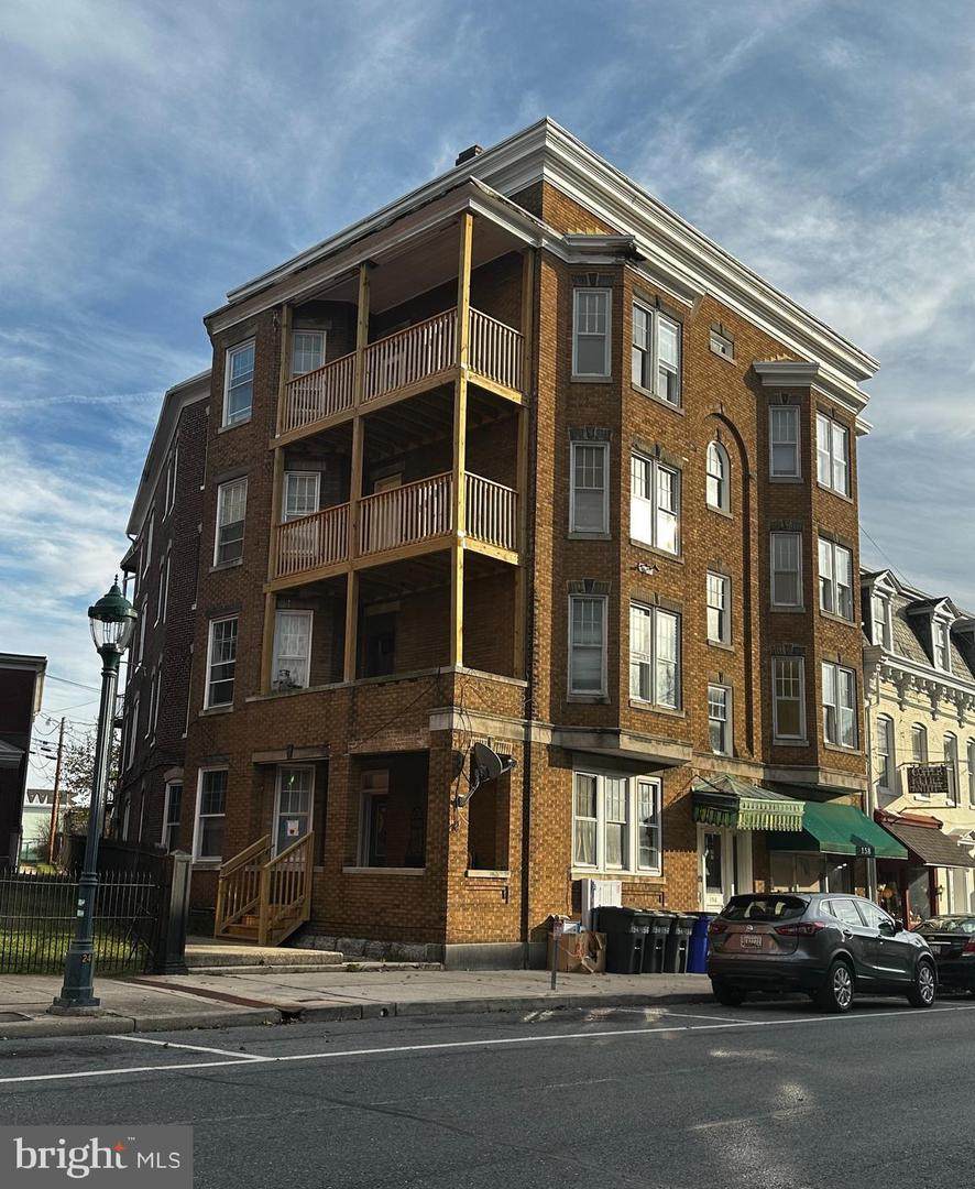 154-158 Potomac St - Photo 1