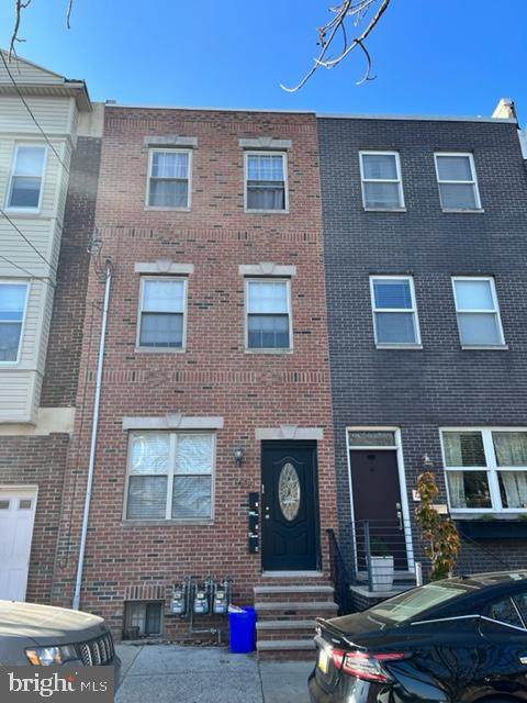 1004 5TH Street - Photo 1
