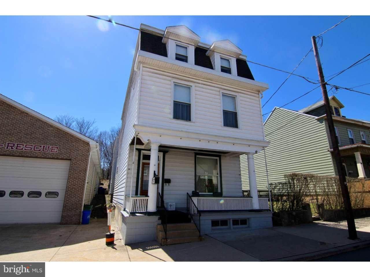 517 Sunbury Street - Photo 1