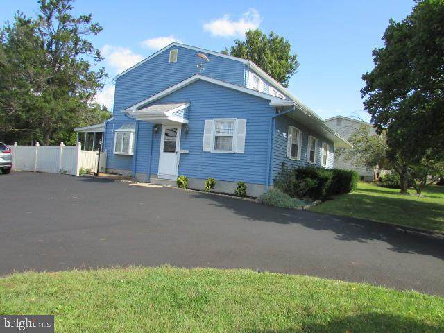 145 Trent - Photo 1