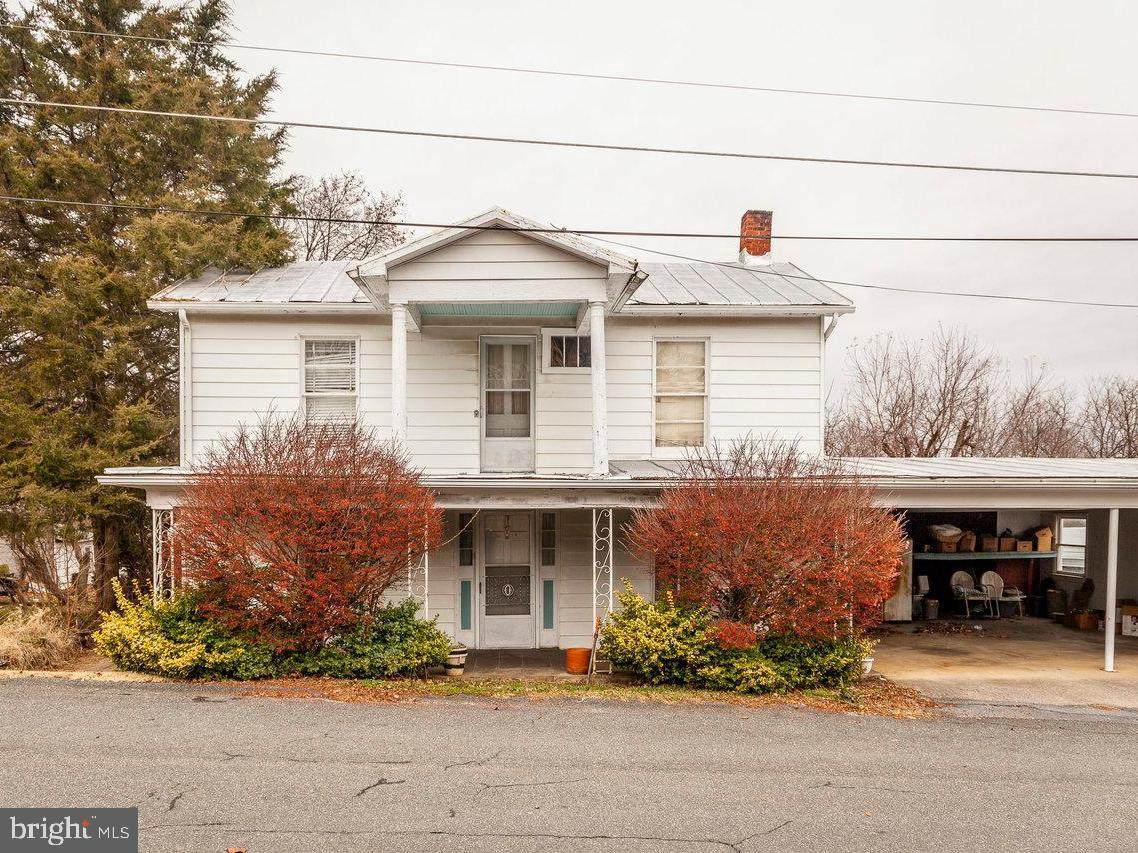 157 Deford Avenue - Photo 1