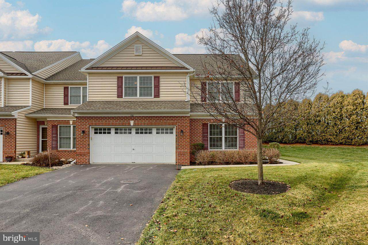 134 Ashford Way - Photo 1