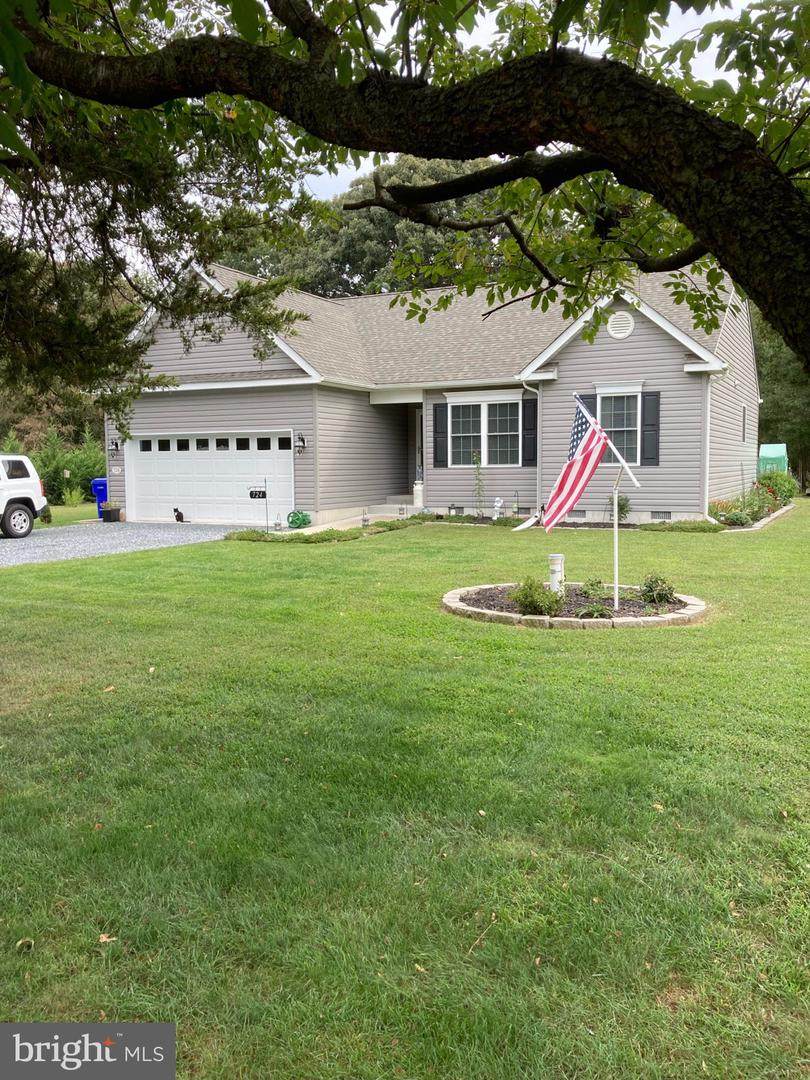 724 Deep Landing Road - Photo 1