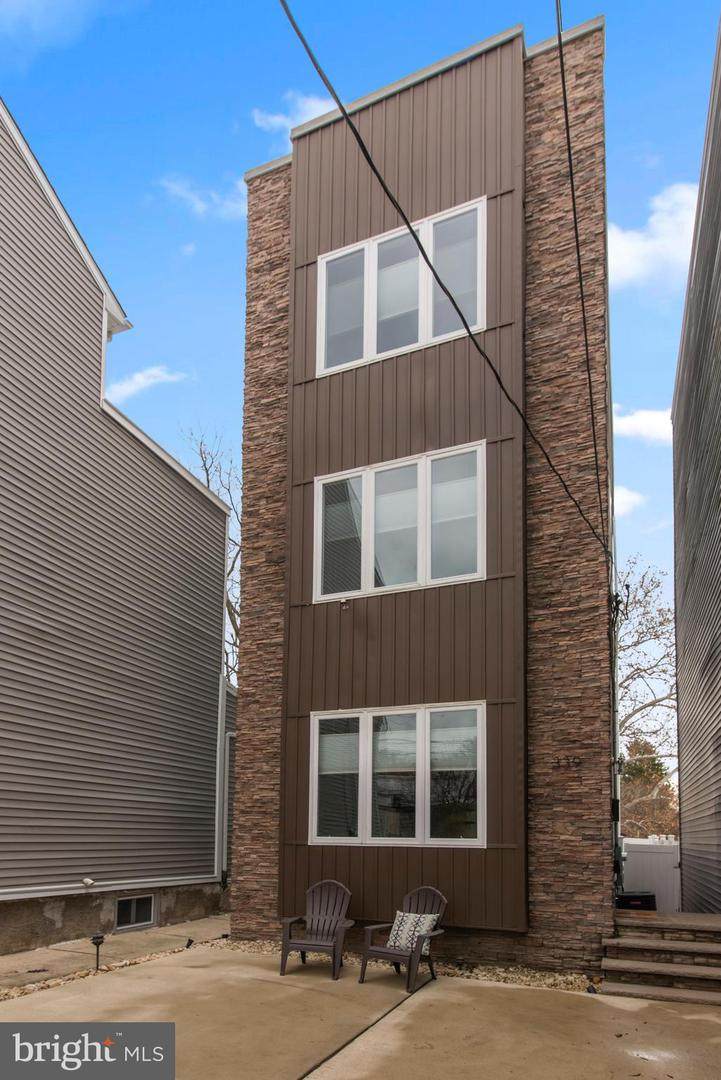 339 Delmar Street - Photo 1