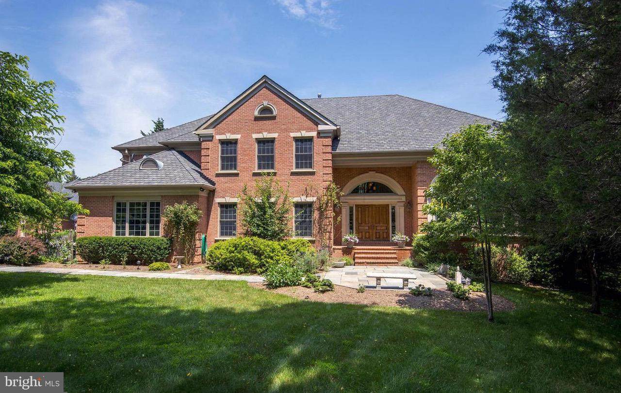 10001 Apple Hill Court - Photo 1