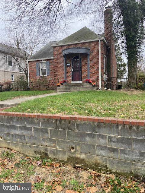 6207 Elmhurst Street - Photo 1