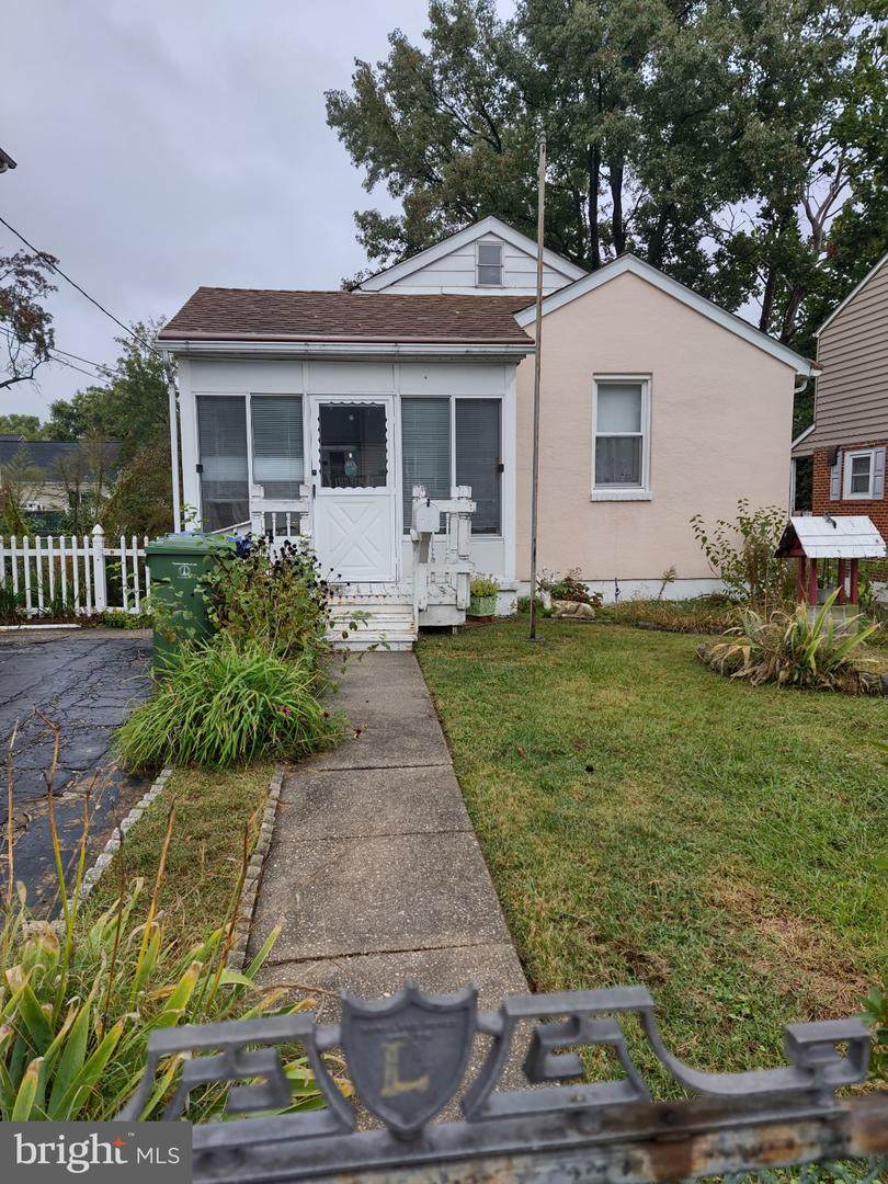 7716 Daniels Ave - Photo 1