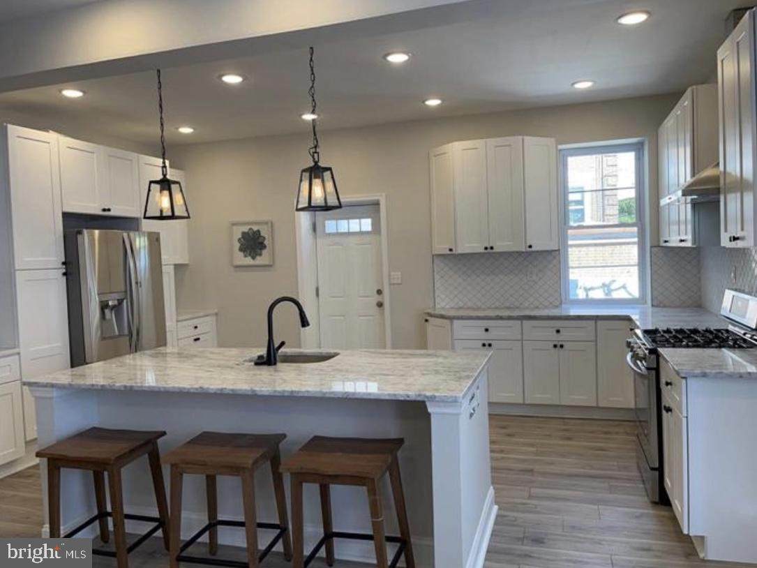 5207 Broad Street - Photo 1