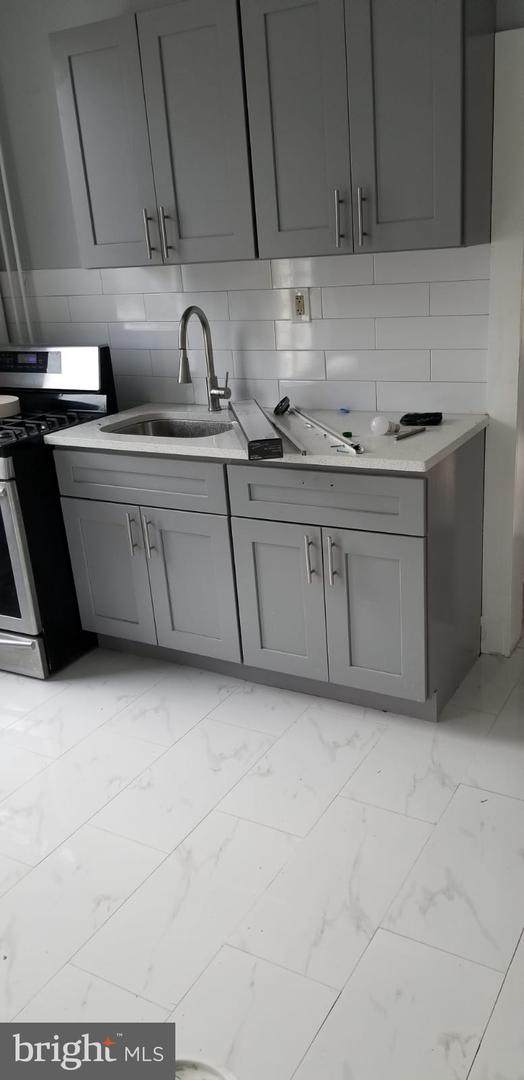 88 Pine Street - Photo 1