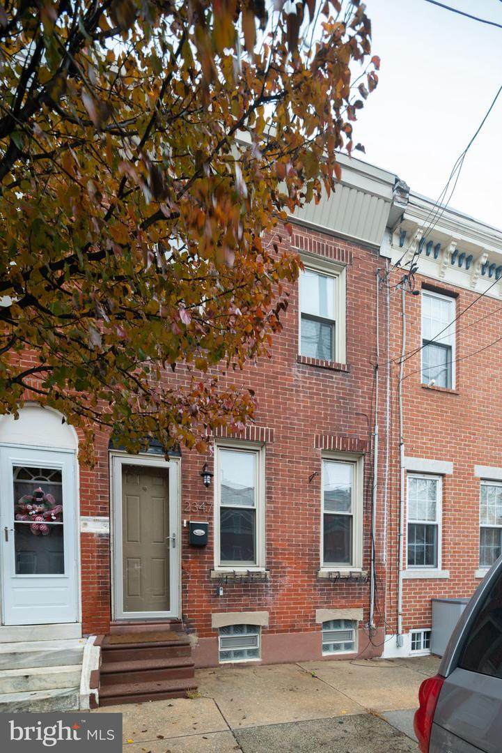 2347 Hagert Street - Photo 1