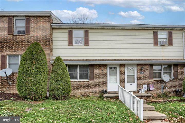 636 Gates Lane - Photo 1