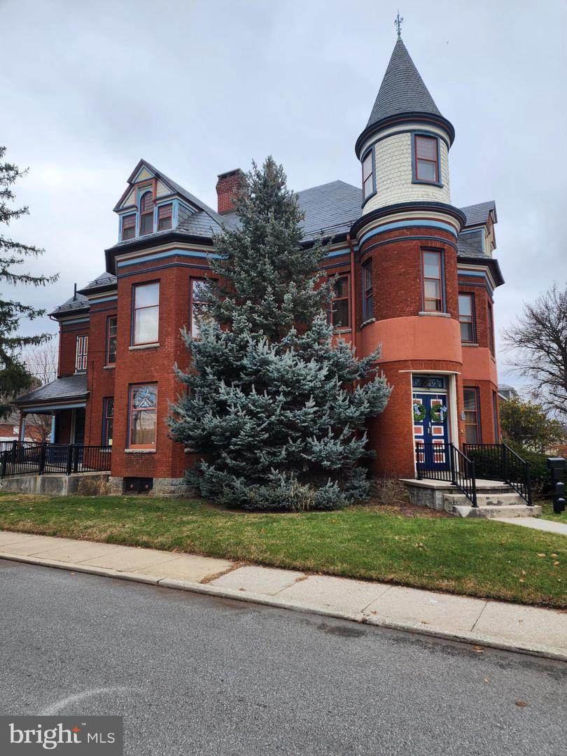 200 Walnut Street - Photo 1