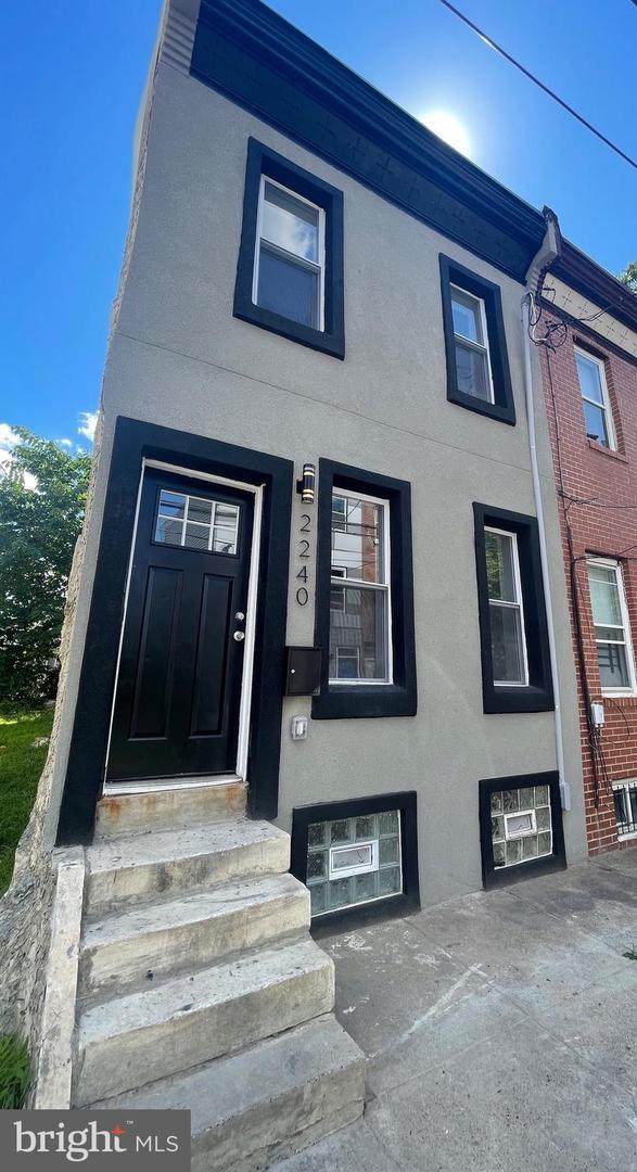 2240 Seybert Street - Photo 1