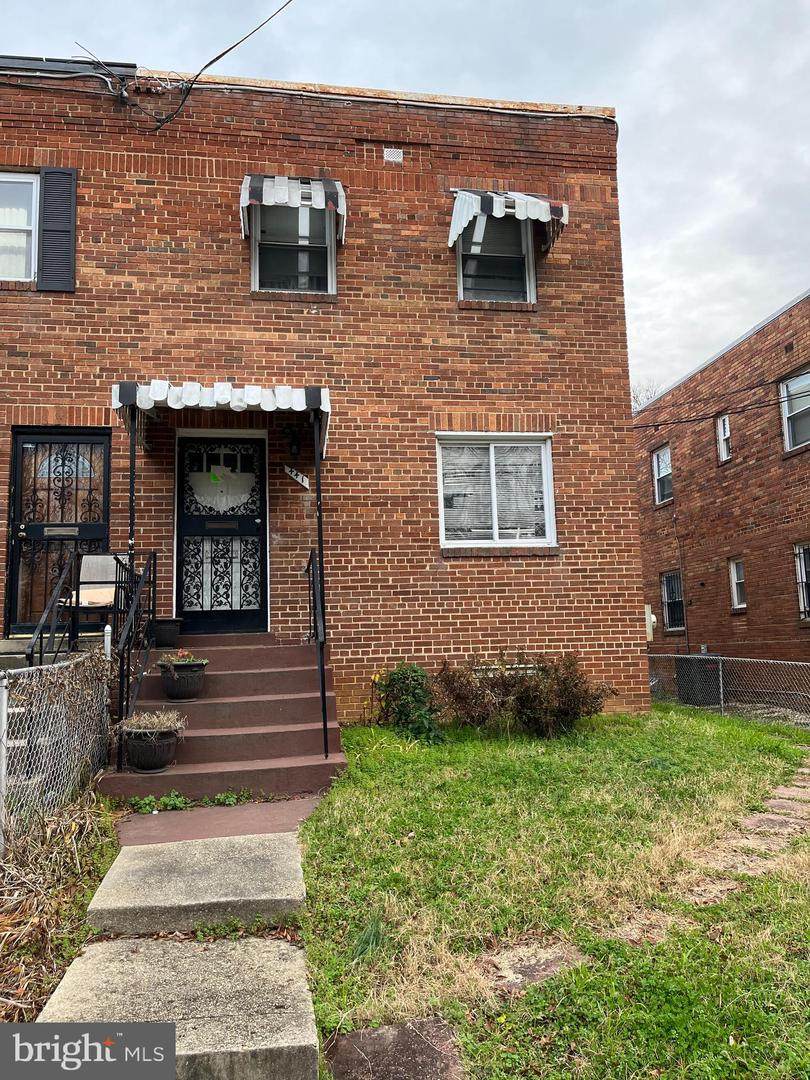 441 Valley Avenue - Photo 1