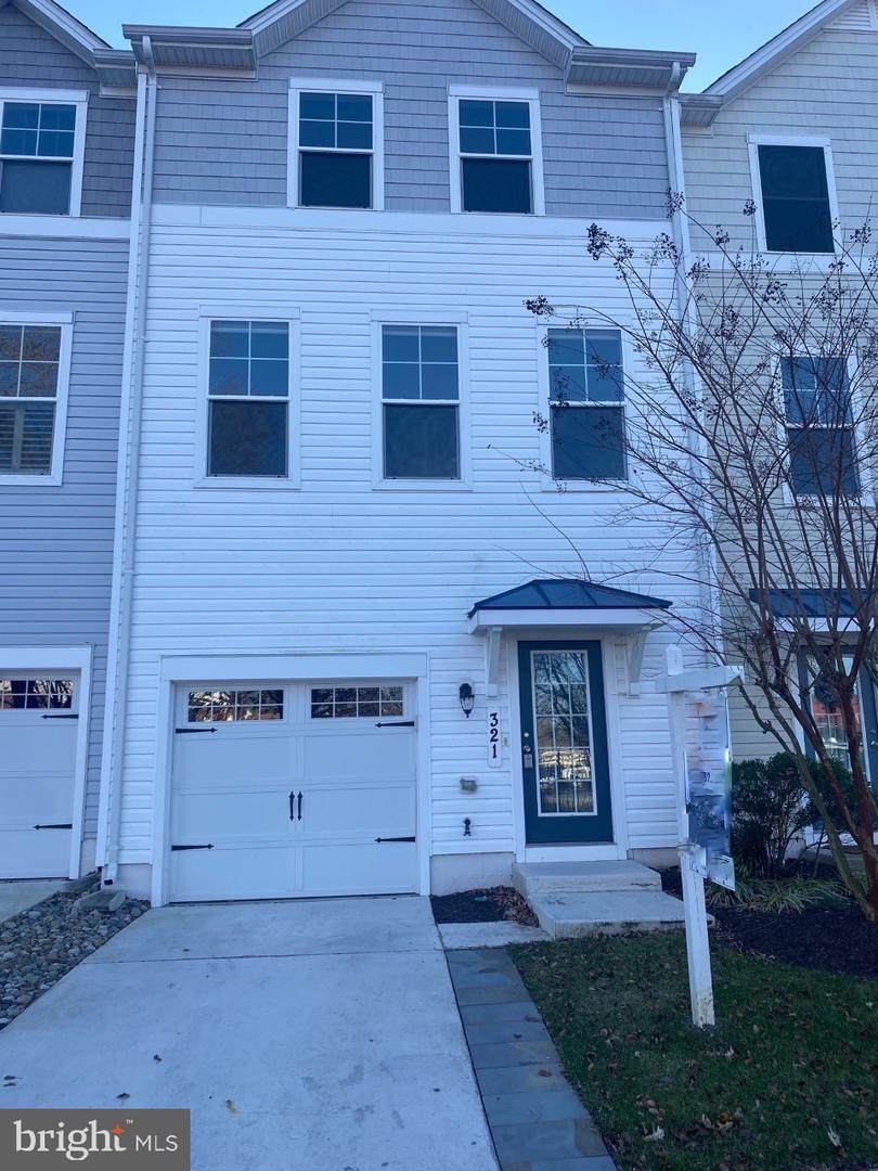 321 Shipyard Drive - Photo 1