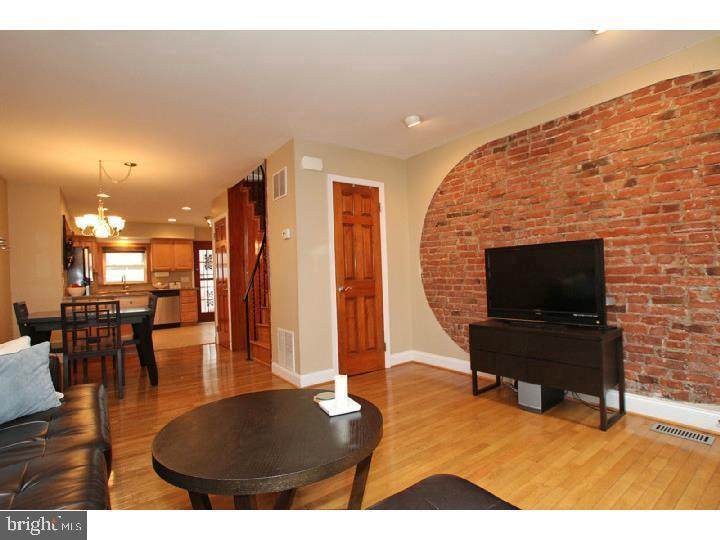 1103 Cantrell Street - Photo 1