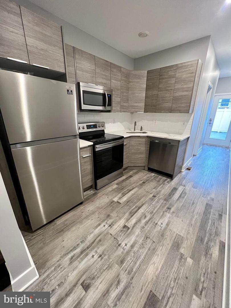 3815 Wallace Street - Photo 1