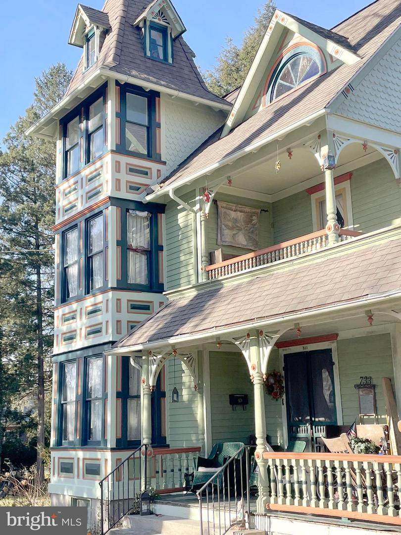733 Bellevue Avenue - Photo 1