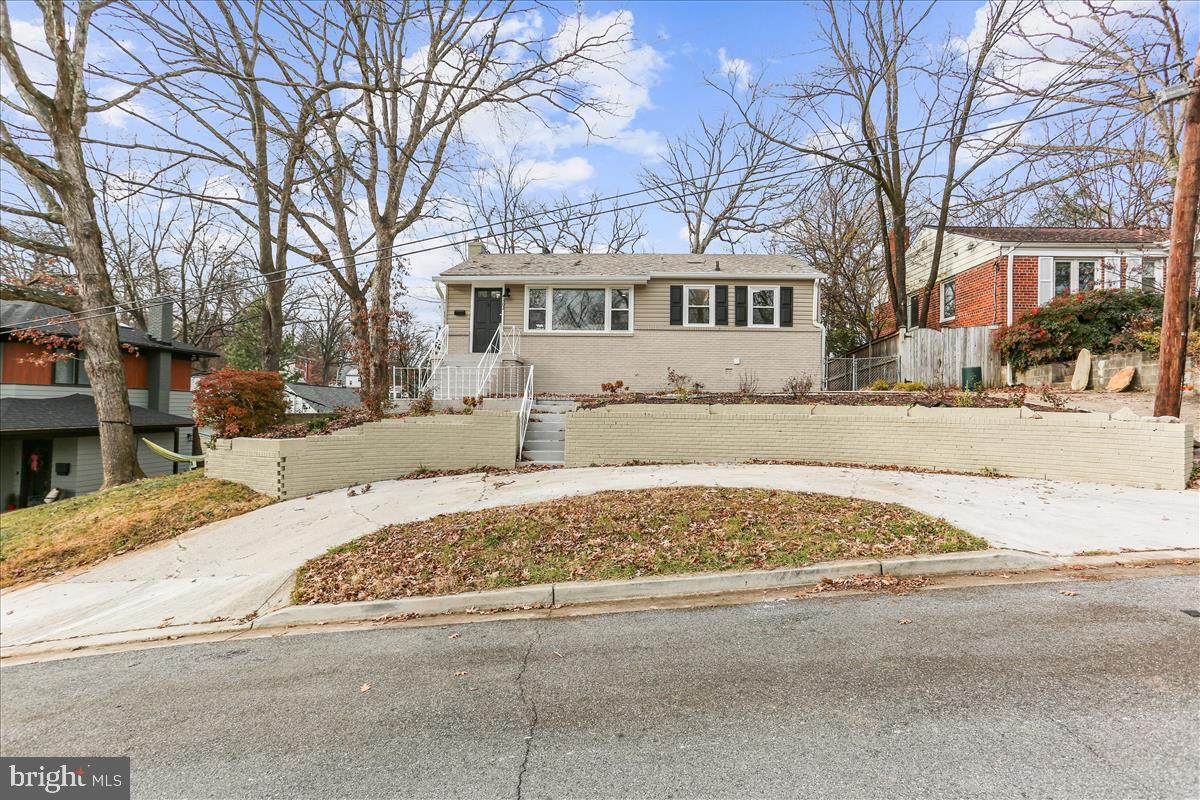 7502 Alfred Drive - Photo 1