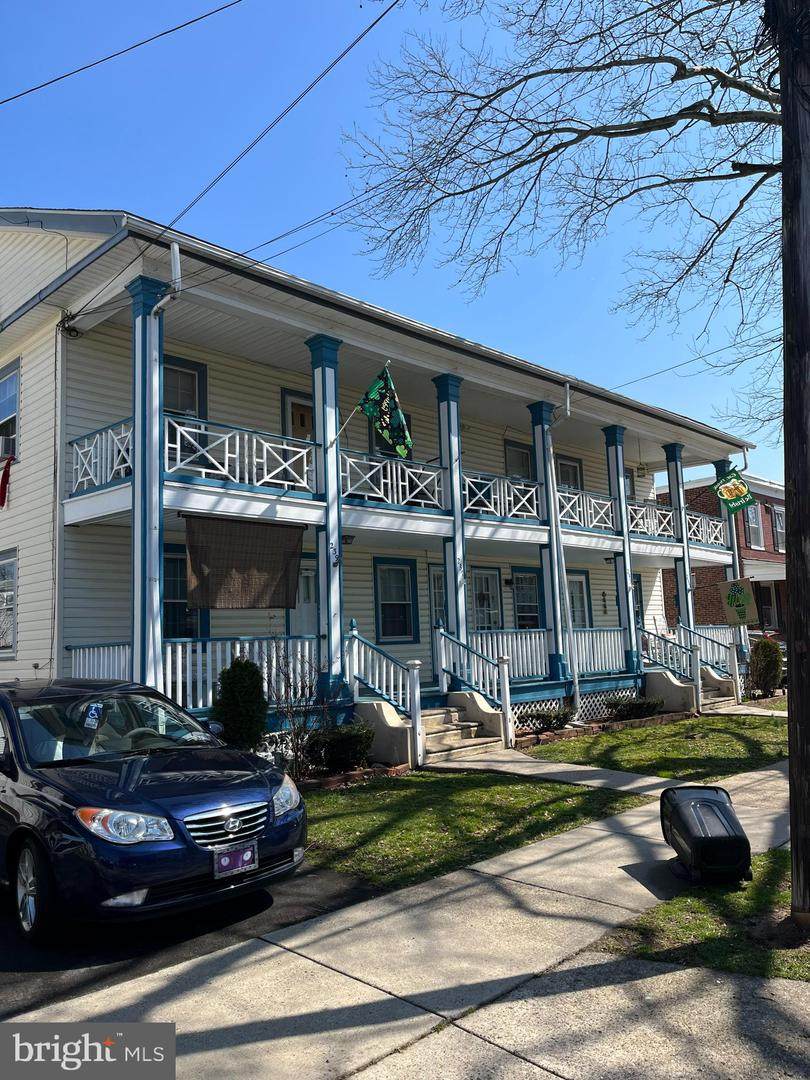 237 Cleveland St - Photo 1