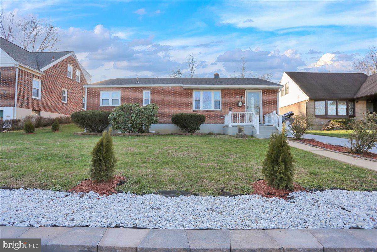 2214 Reading Boulevard - Photo 1