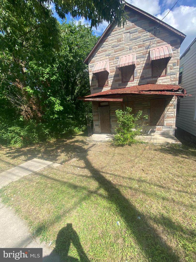 2553 Alabama Avenue - Photo 1