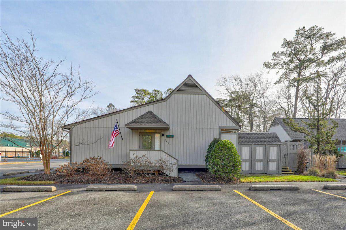 39353 Pine Court - Photo 1