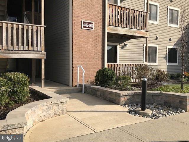 4811 Ravens Crest Dr - Photo 1
