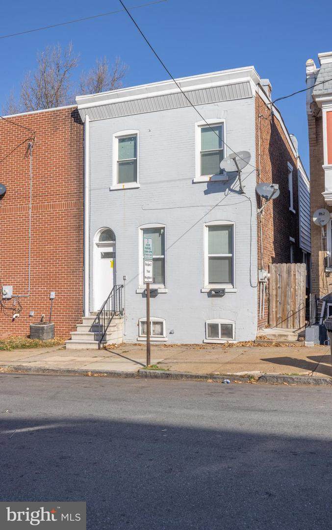 1739 5TH Street - Photo 1