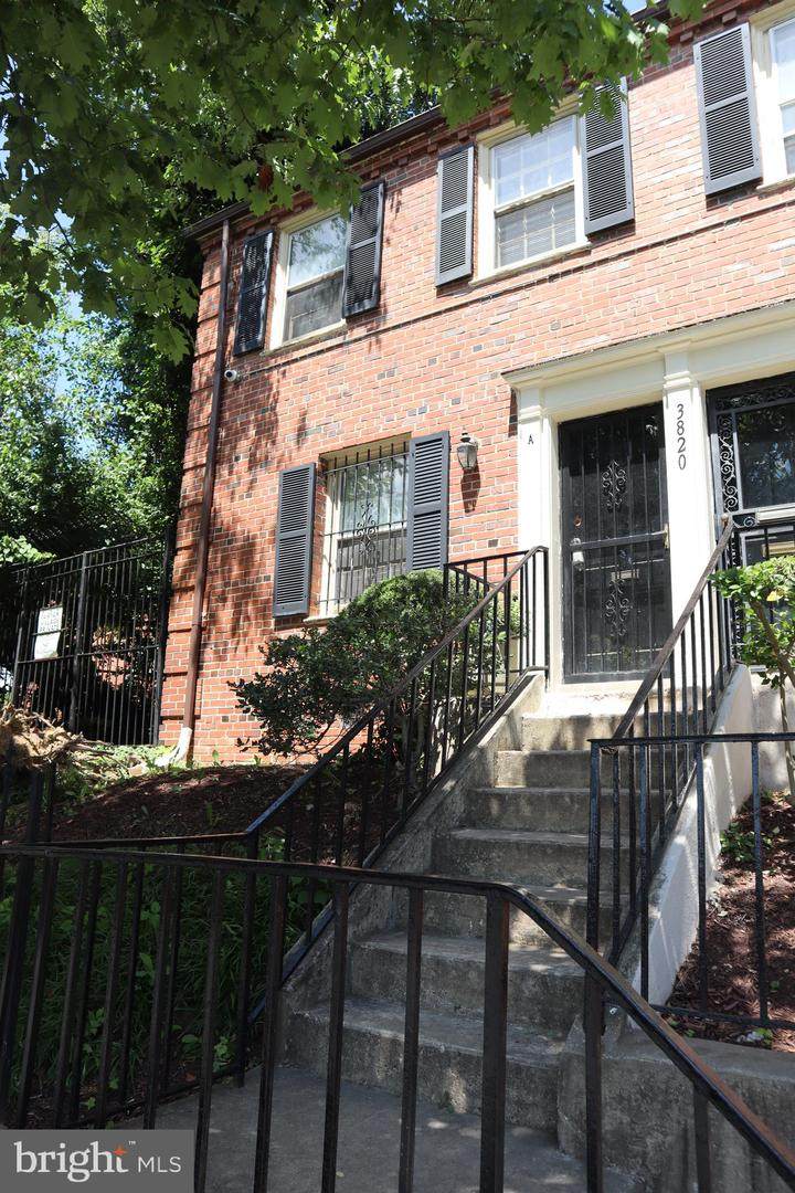 3820 Southern Avenue - Photo 1