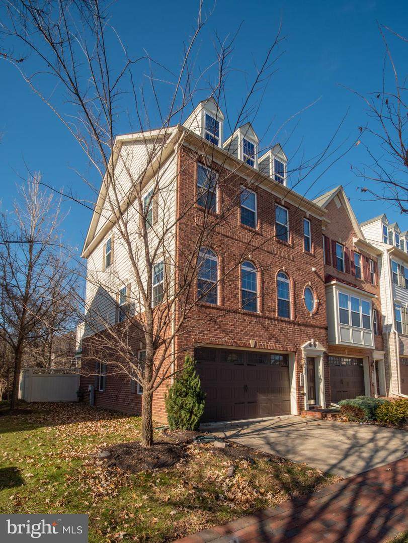 2209 Congresbury Place - Photo 1