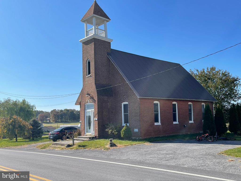 2298 Fairmount Road - Photo 1